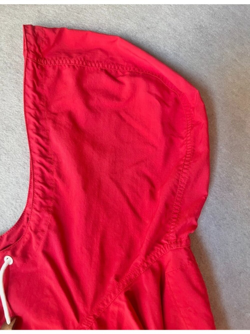 L.L. Bean Red Full-Zip Hooded Jacket With Drawstring Waist Size M Lightweight Ny - Picture 16 of 16